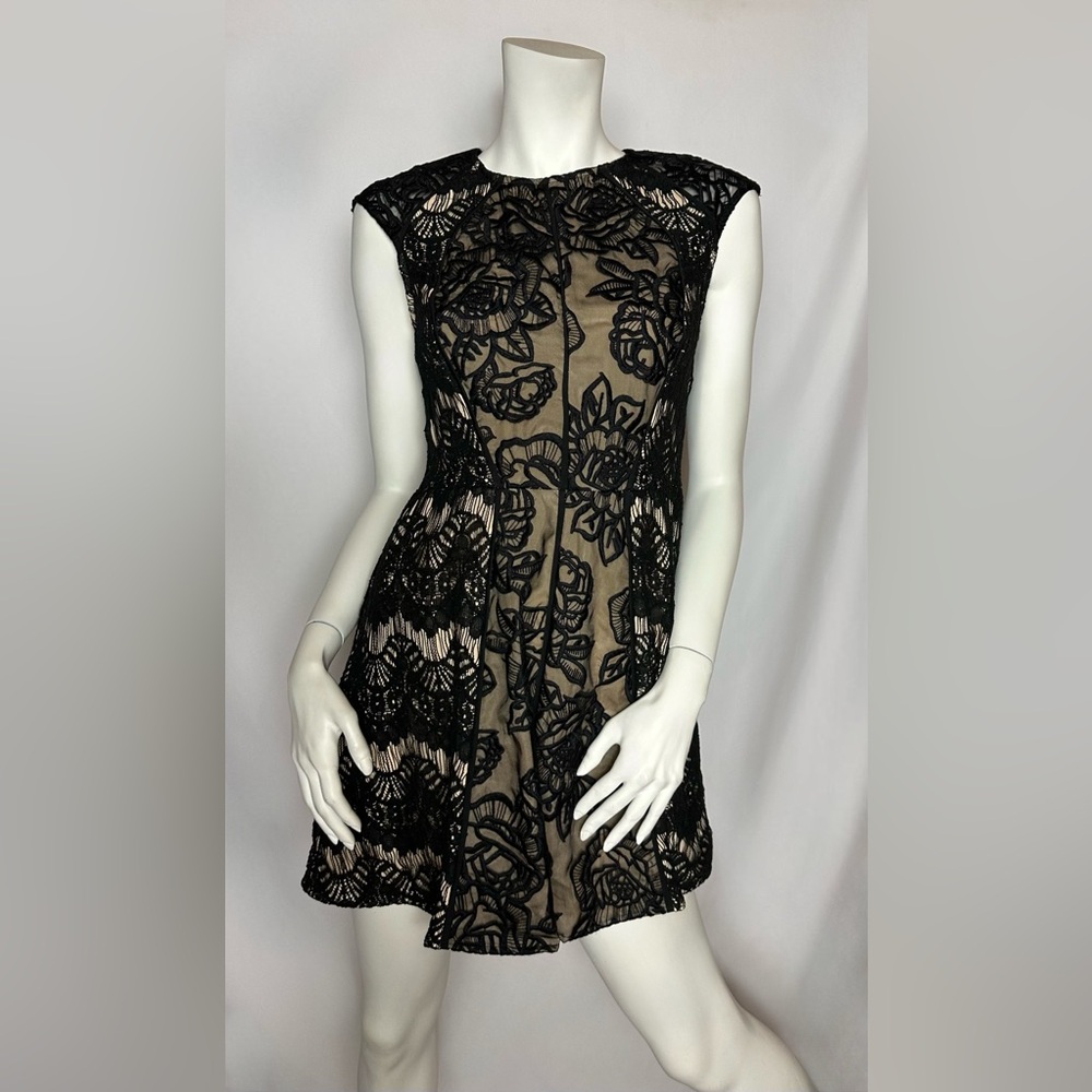 NWT Stylestalker Elegant Black Lace Dress